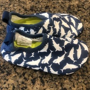 Boys toddler size 7/8 water shoes